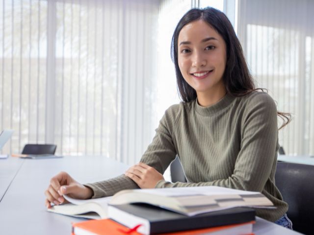 girl studying