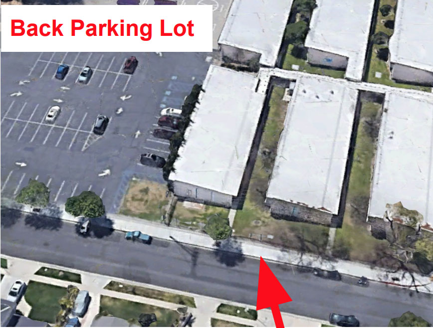 Aerial view showing Location of Reunion Gate near back parking lot.