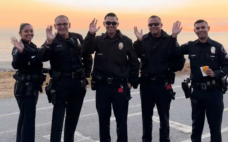 photos of food truck at LA fires