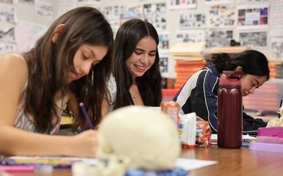 Warren High Wins 2025 CA Dual Enrollment Award