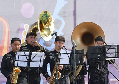 Students playing Brass instruments at mariachi festival.