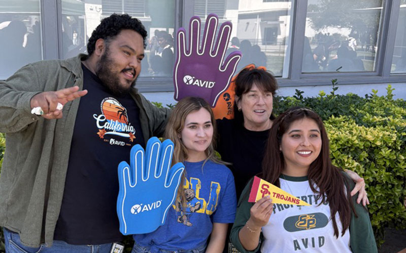 avid students posing